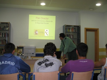 charla guardia civil 10-3